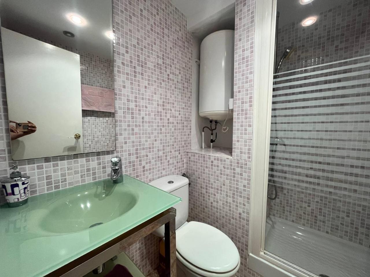 Estudio Con Tres Piscinas Comunitarias Y Pista De Tenis Roses Exterior photo